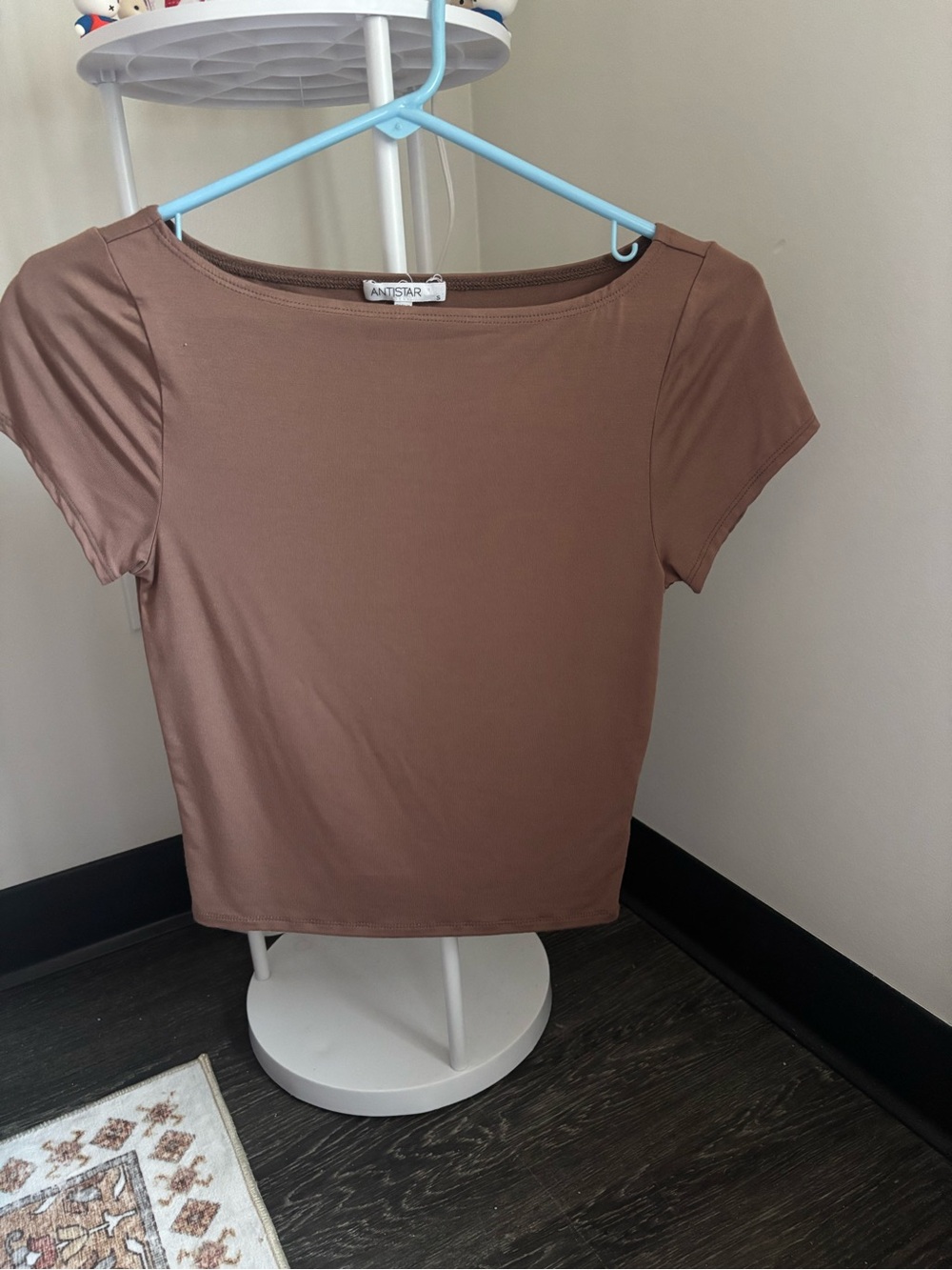 Anistar Brown Short Sleeve Boatneck Tee